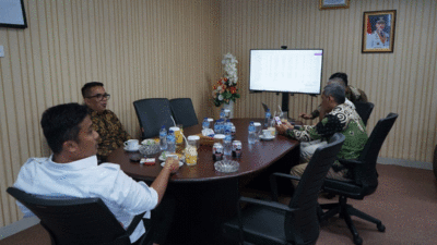 Wagub Vasko rapat dengan Bapenda Sumbar.