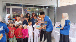 Kepala Desa Pekan Tanjung Beringin Santuni Anak Yatim, BumDes Petaring Mart Jadi Berkah untuk Warga