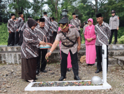 Ziarah ke TMP Suhada Bhakti, Polres Pasaman Teruskan Perjuangan Pahlawan Bangsa