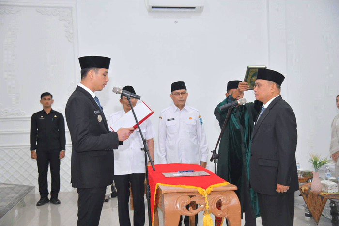 Wali Kota Sawahlunto lantik Rovanly Adam sebagai Sekda Kota Sawahlunto.