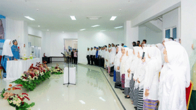 Ketua Dewan Kerajinan Nasional Daerah (Dekranasda) Kabupaten Buton Tengah, Umi Noranah Azhari lantik pengurus dan anggota Dekranasda Buton Tengah masa bakti 2025–2030