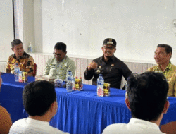 Kunjungi Rumah Sakit Umum Daerah Buton Tengah, Bupati Azhari Singgung Pemilihan Direktur 9 Kunjungi Rumah Sakit Umum Daerah Buton Tengah, Bupati Azhari Singgung Pemilihan Direktur