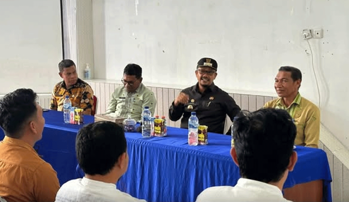 Bupati Buton Tengah, Azhari kunjungan kerja ke Rumah Sakit Umum Daerah (RSUD) Buton Tengah, Kamis (10/7/2025)
