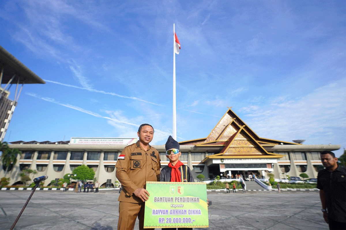 Dika diundang langsung ke Kantor Gubernur Riau