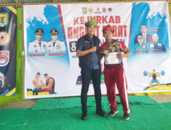 Anak Yatim Piatu Asal Tanjung Beringin Juara Kejurkab Angkat Berat