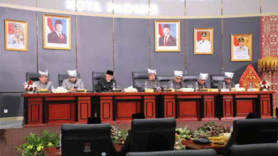 Dewan Perwakilan Rakyat Daerah (DPRD) Kota Padang adakan rapat paripurna istimewa, Kamis (7/8/2025). Rapat paripurna itu dengan agenda peringatan Hari Jadi Kota Padang ke-356.