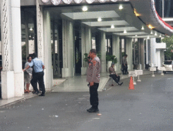 Gedung DPRD Sumatera Utara Dilempari Bom Molotov
