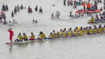 Bintang Emas Cahaya Intan 2023 Juara Pacu Jalur di Tepian Narosa