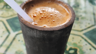 Minuman niro talua di Tanah Datar.