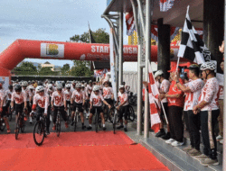 Meriahkan HUT RI, 200 Peserta Gowes 80 Kilometer, Dilepas Gubernur Mahyeldi