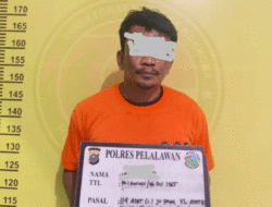 Sita 8 Paket Sabu Siap Edar, Satresnarkoba Polres Pelalawan Gerebek Rumah di Desa Kemang