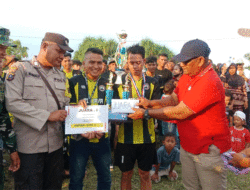 Turnamen Sepak Bola Kaki Ayam berakhir, Lumut FC Rebut Piala Kades Bagan Kuala