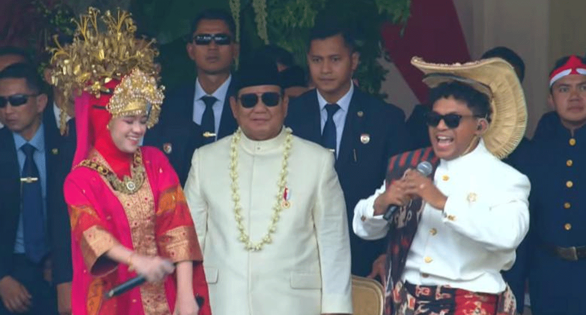 Semua bergoyang saat lagu Tabola Bale dimainkan.