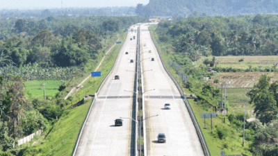 Ruas Tol Padang-Sicincin yang mulai bertarif terhitung 2 Agustus 2025. (dok hutama karya)