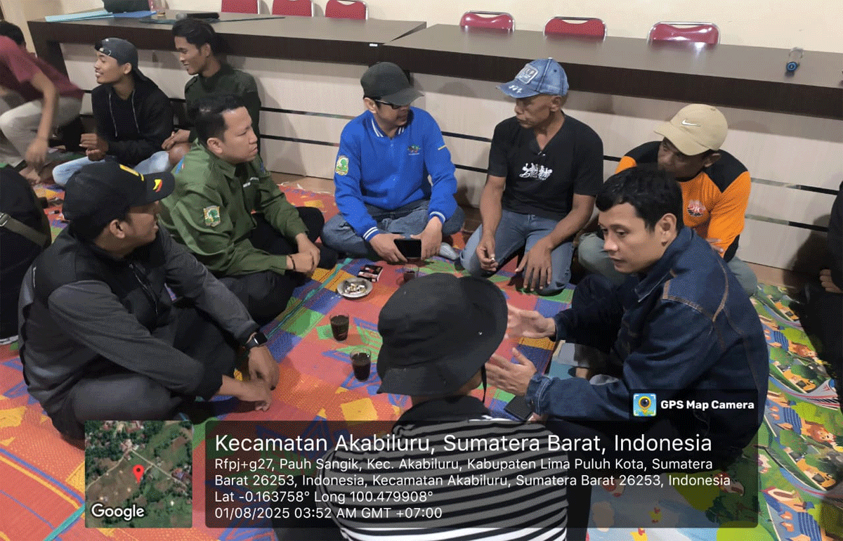 Mahasiswa yang disebut-sebut hilang, kini telah kembali dan berkumpul bersama.