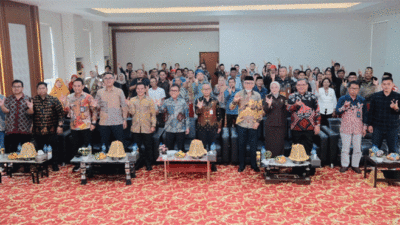 Foto bersama usai pelaksanaan sosialisasi.