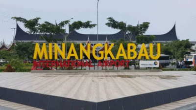 Bandara Internasional Minangkabau.
