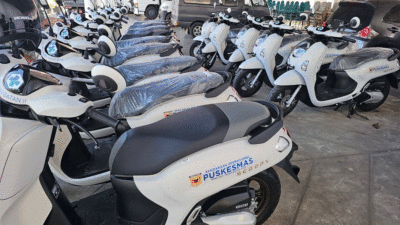 Sepeda motor baru untuk UPT Puskesmas di Tanah Datar. (kominfo)