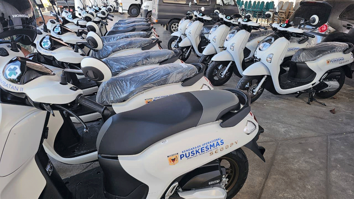 Sepeda motor baru untuk UPT Puskesmas di Tanah Datar. (kominfo)