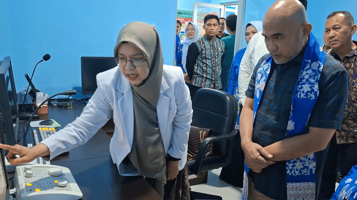 Pembangunan Kesehatan di masa kepemimpinan Bupati Dedy Putra maju pesat. Kini, di Kabupaten Bungo layanan jantung modern. (bungokab.go.id)