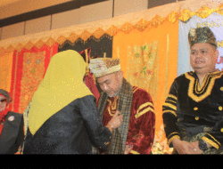 Bupati dan Wakil Bupati Bungo Dikukuhkan Jadi Payuang Panji Bundo Kanduang, Bupati Dedy Putra Ucapkan Terima Kasih