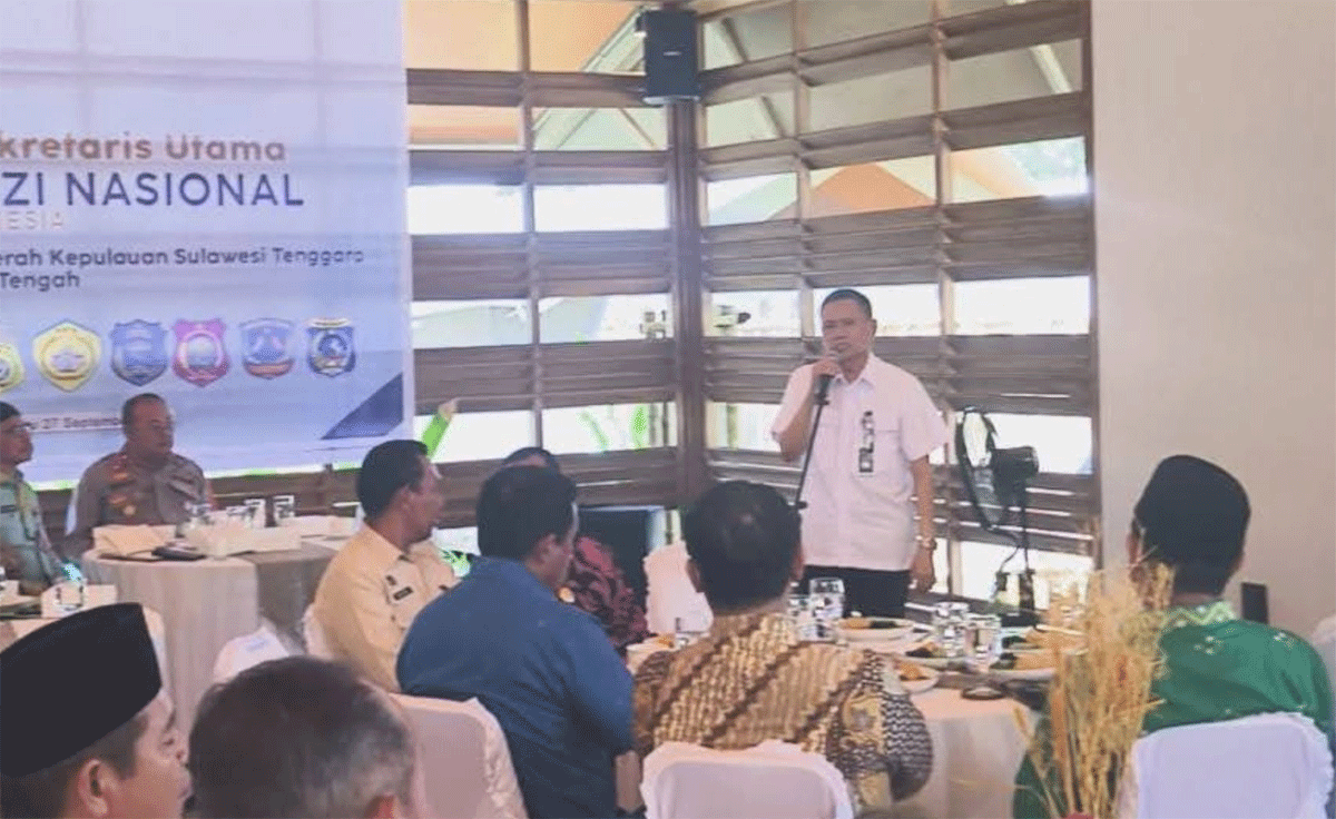 Kepala Daerah se-Kepulauan Sultra Sepakat Sukseskan Program Makan Bergizi Gratis 1 Sekretaris Utama (Sestama) Badan Gizi Nasional (BGN), Sarwono dialog bersama kepala daerah se-Kepulauan Sulawesi Tenggara di Kadena Glamping Dive Resort, Kabupaten Buton Tengah, Sabtu (27/9/2025).