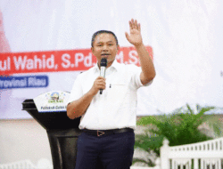 Gubernur Riau Larang Pejabat Minta Pungutan Atas Nama Jabatan