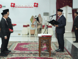 Lantik Dua Pejabat Pemprov Sumbar, Gubernur Mahyeldi Tekankan Integritas dan Profesionalisme