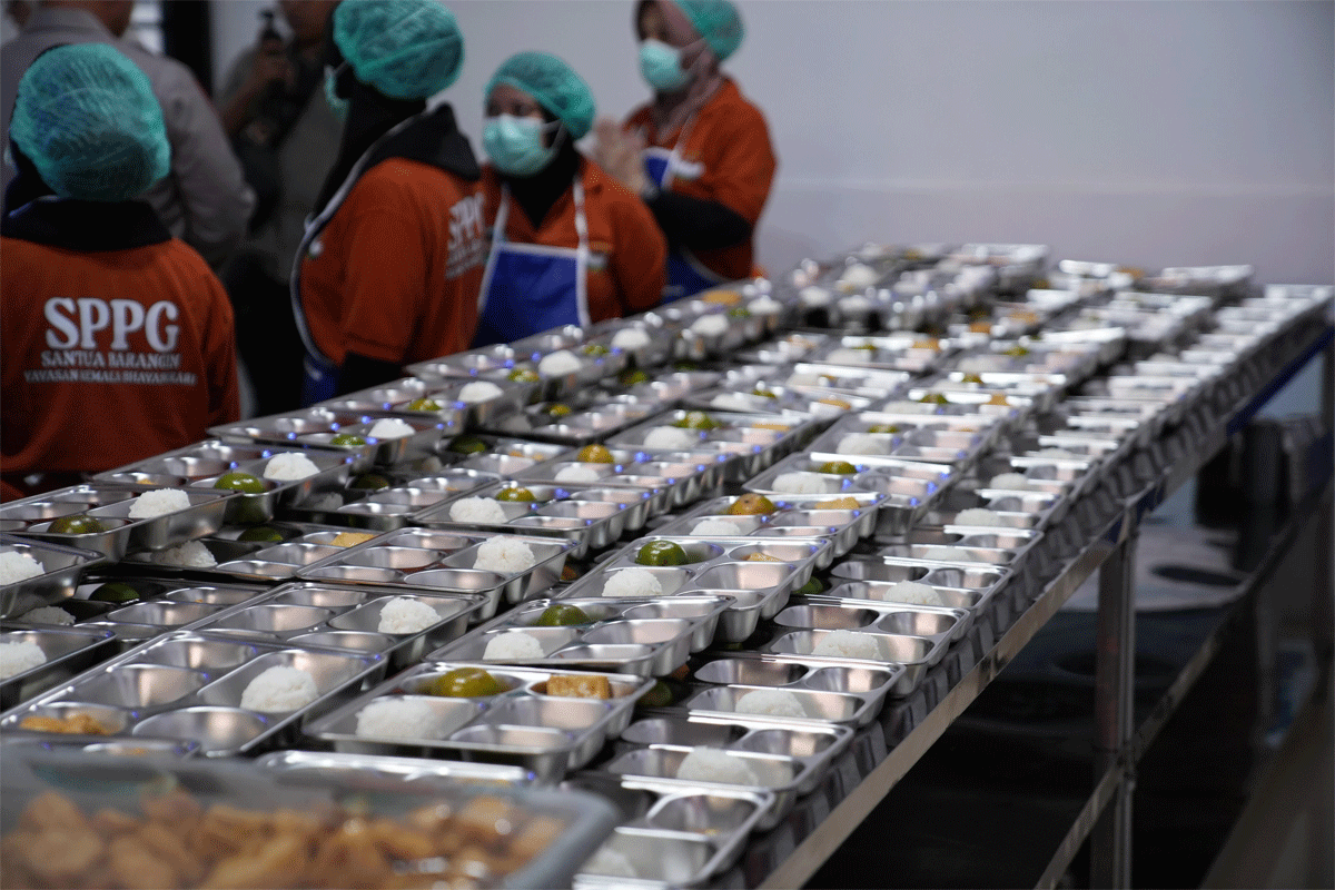 Dapur makan bewrgizi gratis di Sawahlunto.