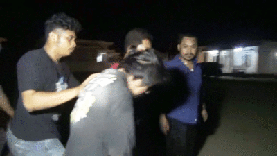 Polisi amankan salah seorang dari tiga terduga pelaku pengedar narkoba.