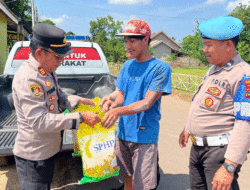 Polsek Blambangan Umpu Sukseskan Gerakan Pangan Murah untuk Masyarakat