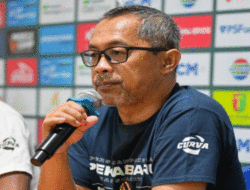 Aji Santoso Kembali Jadi Pelatih Kepala PSPS Pekanbaru, Target Musim Depan Main di Liga 1