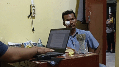 Ayub dimintai keterangan di Polsek Cerenti.