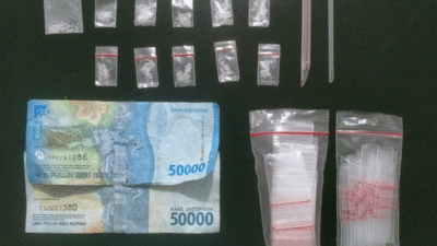 Barang bukti yang diamankan polisi.