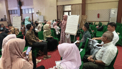 Peserta antusias ikuti materi yang diberikan narasumber.