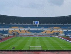 Persib Unggul Sementara Atas Persita, Ini Susunan Pemain