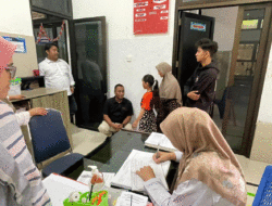 Panitia Kandi Cup Race Tunjukkan Kepedulian, Berikan Bantuan untuk Korban Insiden di Tikungan R1