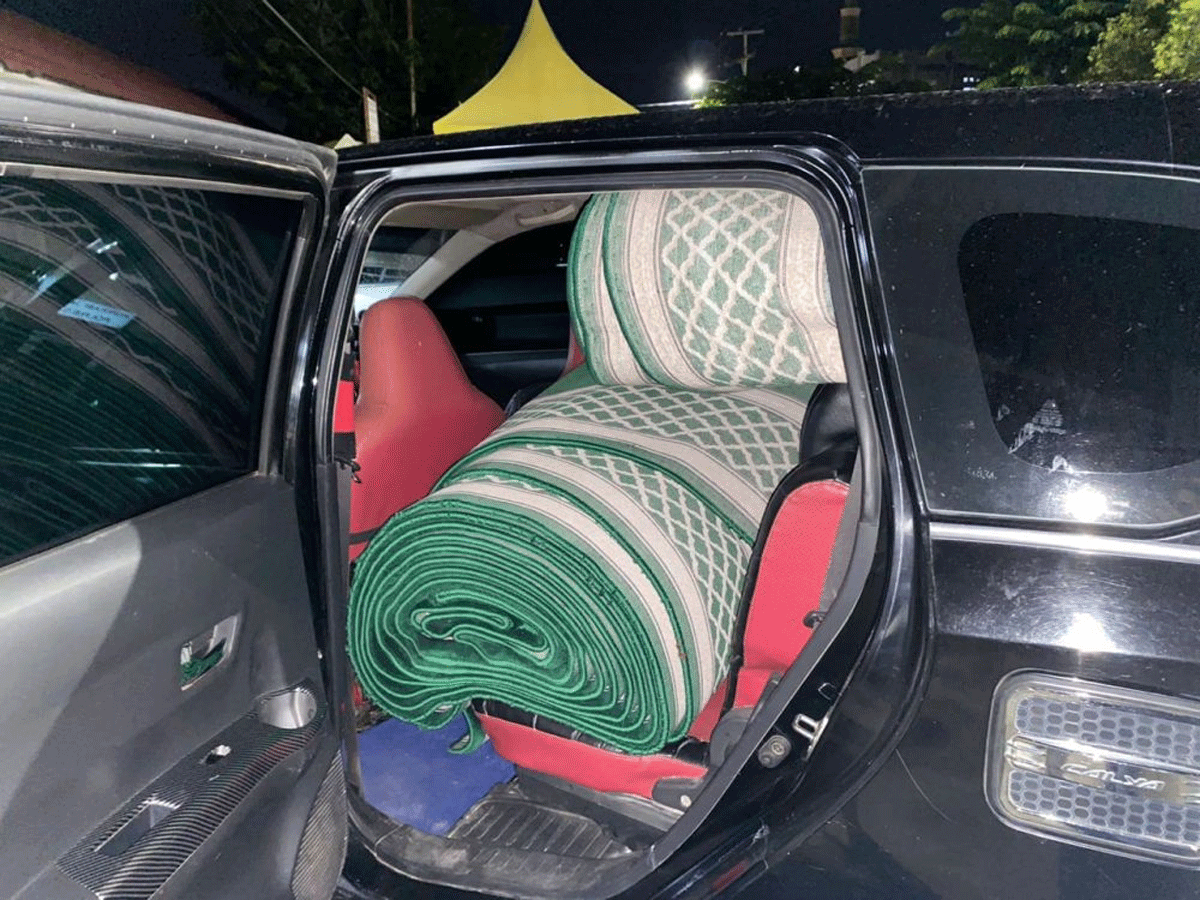 Pura-pura Mau Nyuci, Warga Bawa Kabur Karpet Masjid Seharga Rp12 Juta 1 Karpet masjid yang dicuri. (riau.go.id)