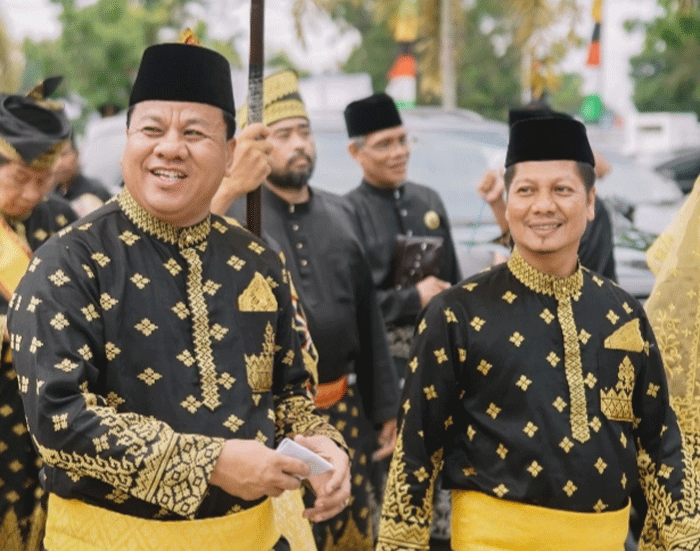 Bupati Kuansing Bergelar Datuk Seri Setia Amanah, Wabup Datuk Seri Timbalan Setia Amanah 1 Bupati dan Wakil Biupati Kuansing.