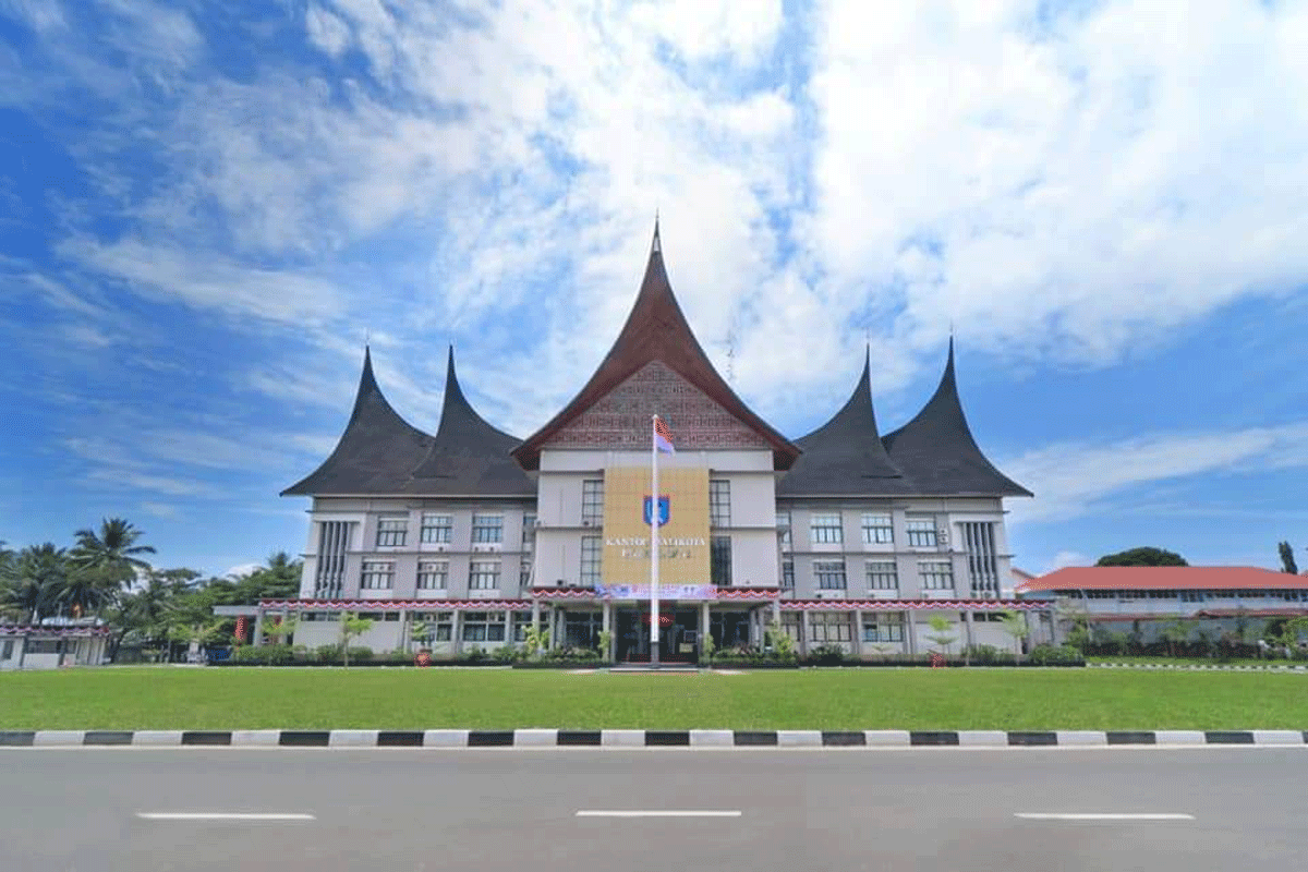 Ketika Adat Digeser ke Belakang, Wibawa Pemerintah Kota Payakumbuh Ikut Tergeser 1 Kantor Wali Kota Payakumbuh.