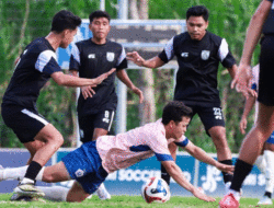 Jaga Kekompakan Tim, Persik Latihan Bersama dengan Gresik United
