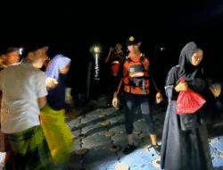 Mesin Kapal Mati di Tengah Laut, Basarnas Pekanbaru Evakuasi 90 Santri