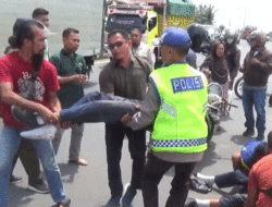 Dua Pelajar SMP Luka Serius Usai Tabrak Truk Parkir di Jalinsum Sergai, Sopir Sempat Kabur