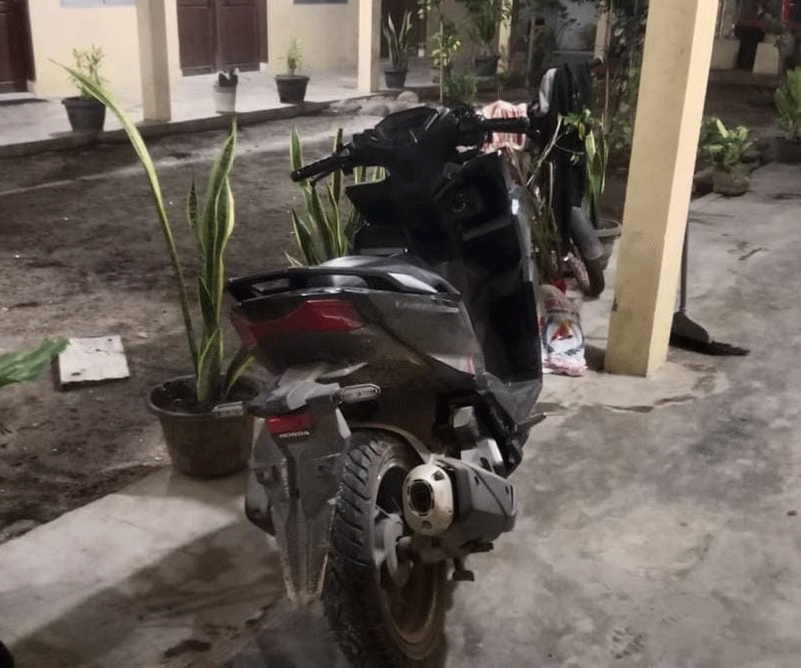 Sepeda motor yang dijadikan barang bukti oleh polisi.