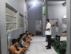 Cegah Peredaran Narkoba, Polri dan TNI Razia Razia Blok Hunian Lapas Way Kanan