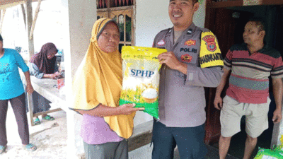 Hadir di Kampung Negeri Bumi Putera, Polsek Blambangan Umpu Kembali Gelar Gerakan Pangan Murah