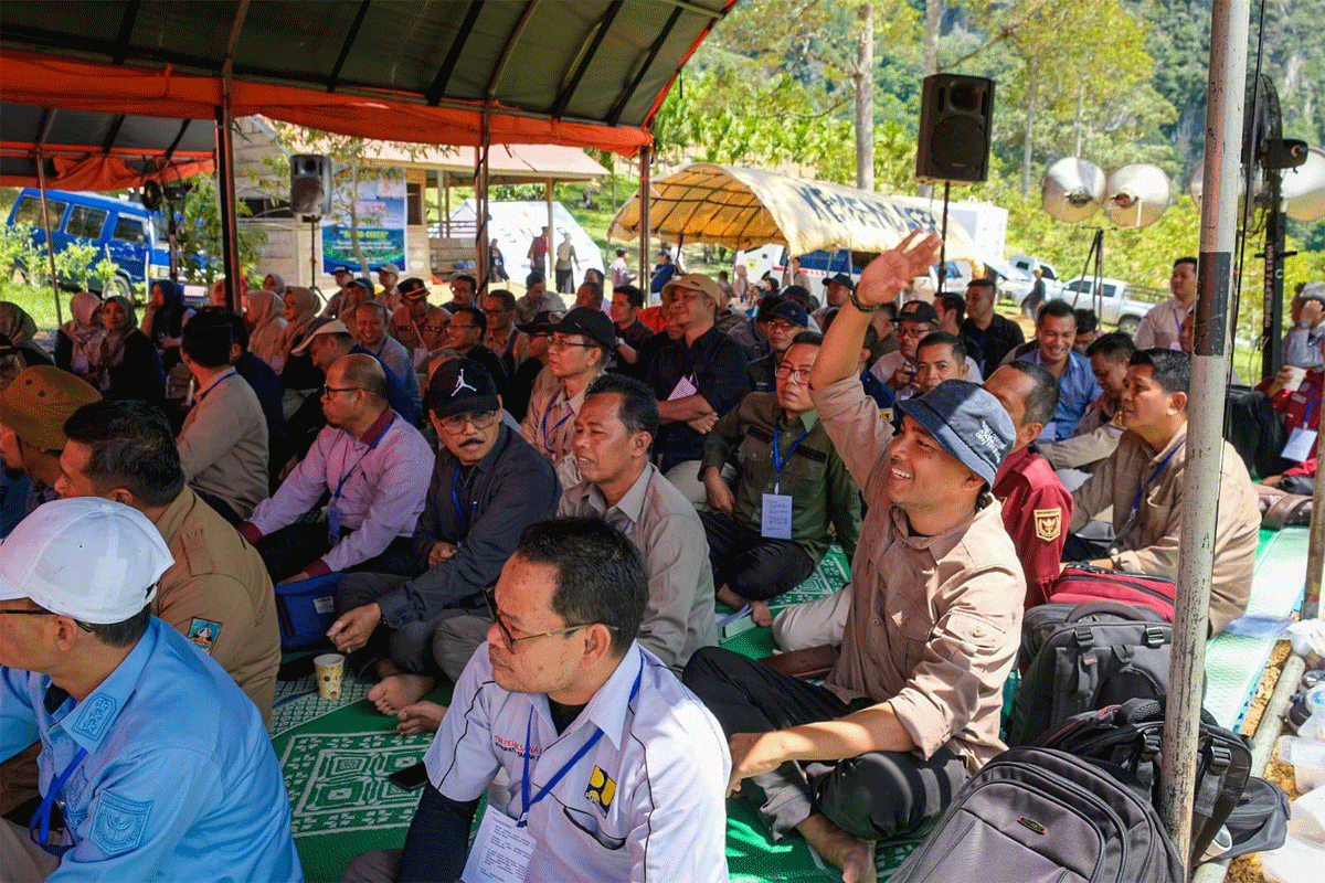 Pertama dalam Sejarah, Pemkab Tanah Datar Rapat Koordinasi di Alam Terbuka 1 Rakor pejabat Tanah Datar. (kominfo)