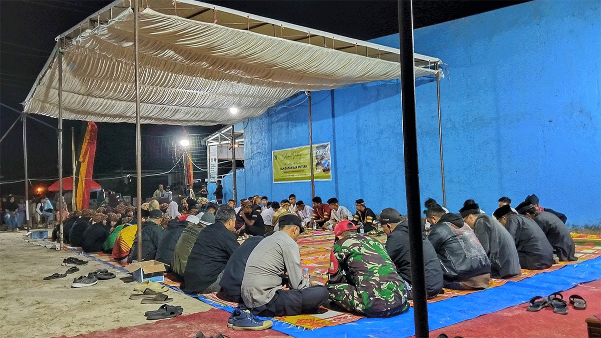 Grup randai latihan bersama. (kominfo)
