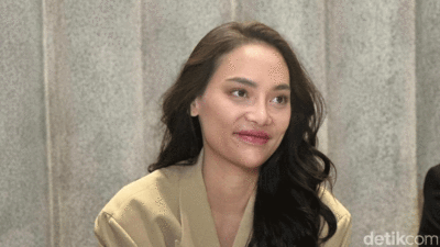 Resolusi Sehat 2026 ala Erika Carlina, Mau Coba Main Padel