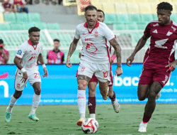 Terus Bersaing di Papan Atas, Sang Arsitek Belum Mau Bicara Peluang Malut United Juara BRI Super League